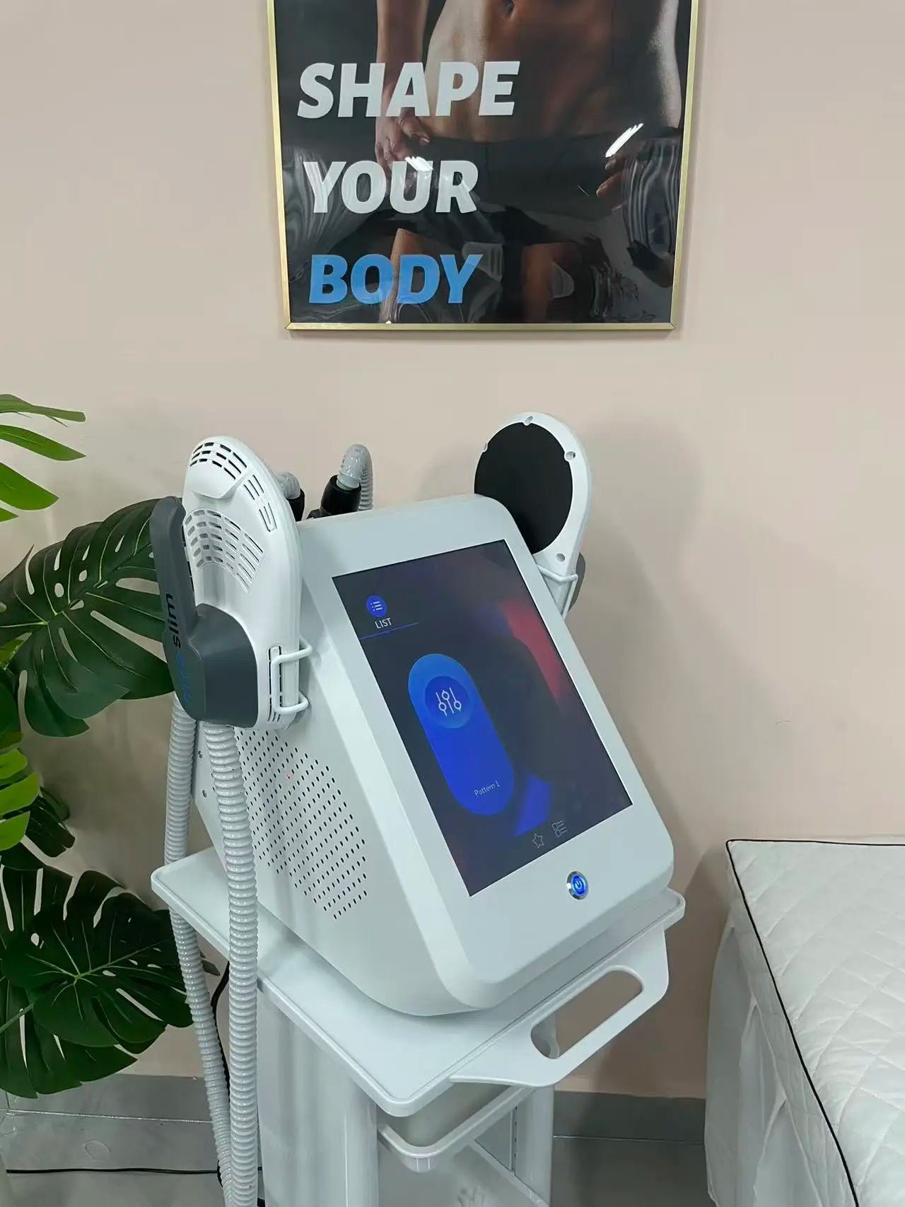 Newest Myoslim Neo RF Sculpting Butt Lift EMS Machine 6500W Muscle Stimulator Body Shaping Massage Equipment