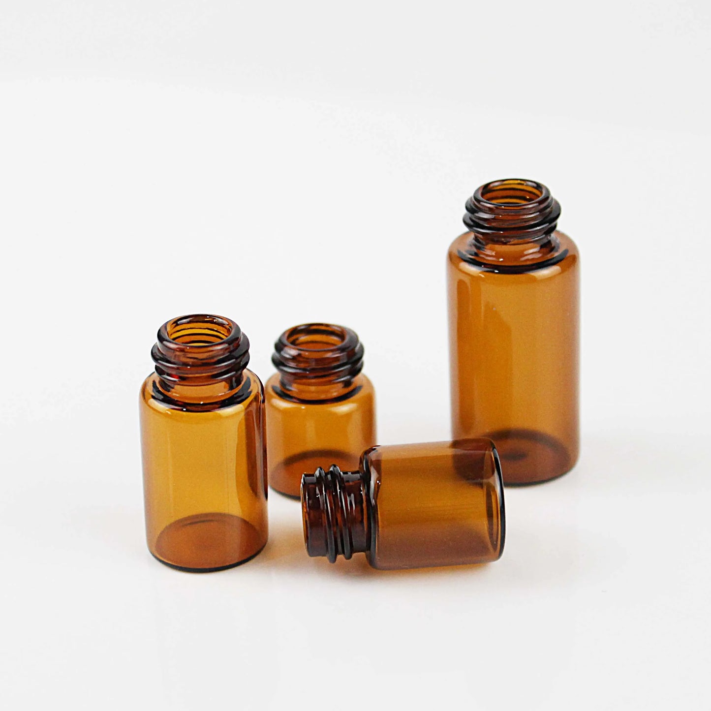 100Pcs/Sets 1/2/3/5ml Mini Dropper Bottles With Cap for Essential Oil Aromatherapy Bottles Refillable Reagent Pipettes Bottles